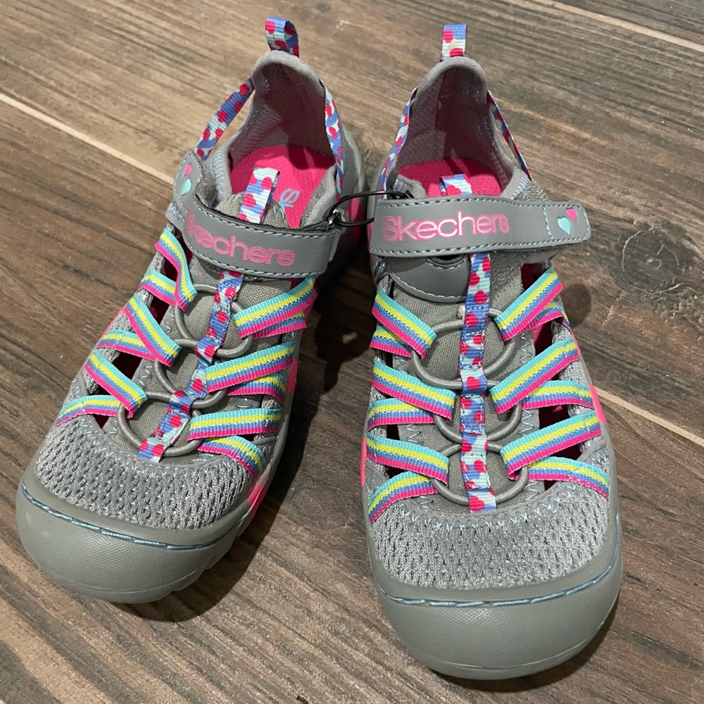 Girls size 13 Sketchers